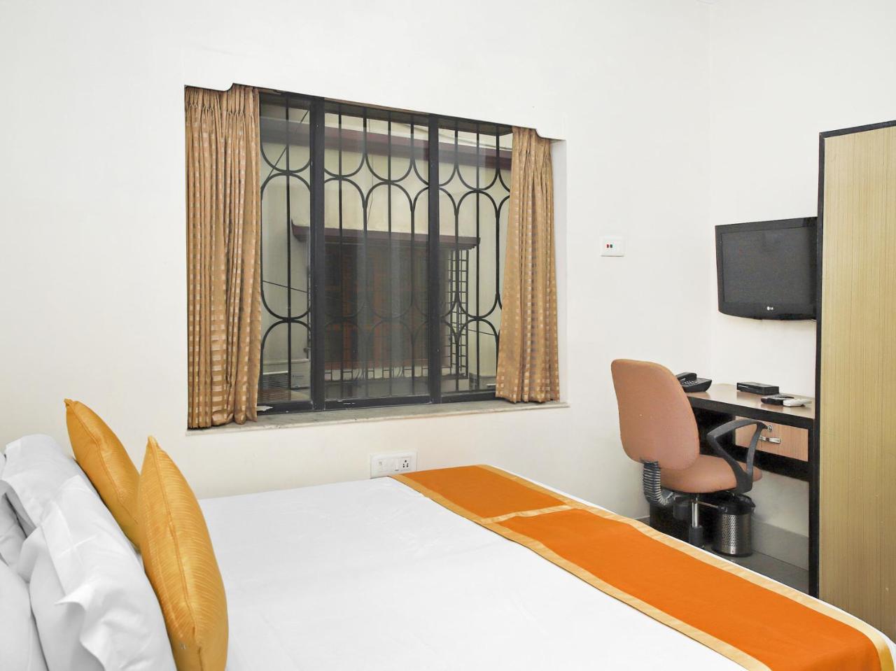 Hotel Oyo 15727 Fine Tulip 3*